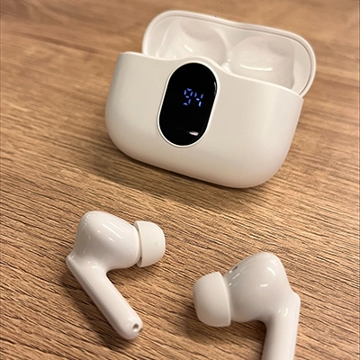 BeatBuds X1 LED light